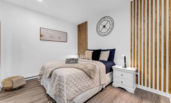 Downtown Gatineau Apartment | *Waterfront studio* 5 minutes drive Ottawa