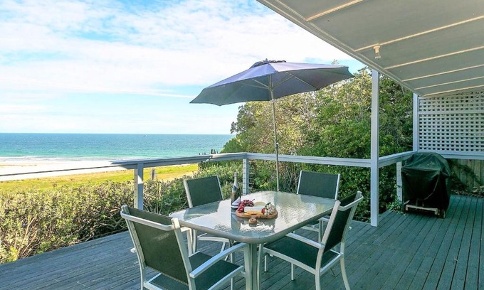 Carrickalinga House | Wave and See 53 Gold Coast Drive