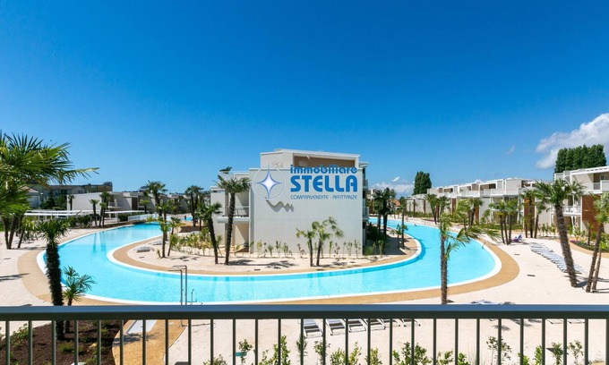 Jesolo Apartment | *Wave Island Resort* [ pool & free park ]