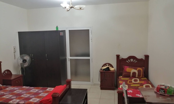 Al Mankhool House | We have shared dormitory in very cheap price.Cleaning free. Very close to metro station. Friendly guest n host