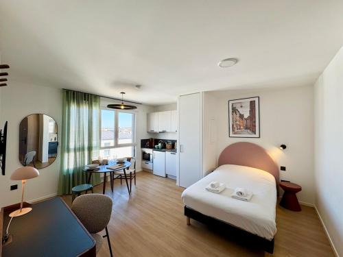 Reims Apartment | We Live Inn Sharies Reims - A605
