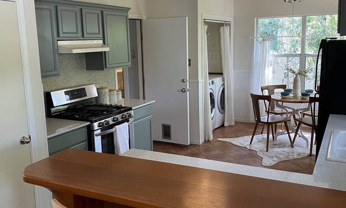 Barton Heights House | WEEKEND 2 LAST MINUTE ACL SPECIAL - Zilker neighborhood gem easy walk to ACL!