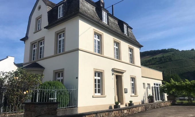 Kowerich Apartment | Weinlofts an der Mosel mit E10 Ladestation