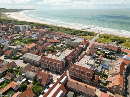 Zoutelande Apartment | Welcome in - Aparthotel Zoutelande, 50m van strand, in het centrum