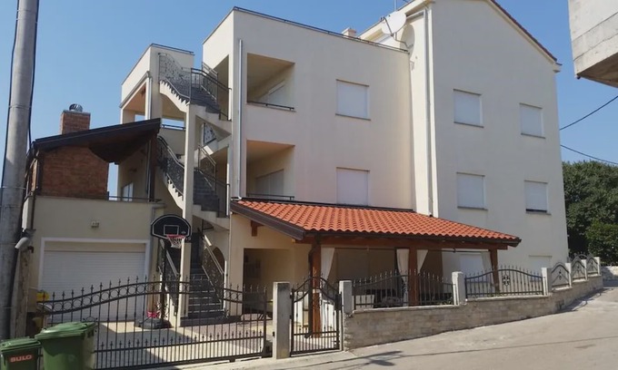 Pakostane Apartment | Welcome to Apartmani Maksan