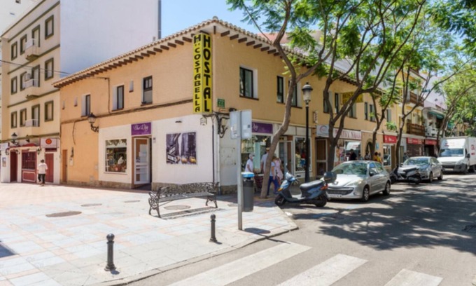 Fuengirola Hostel | Welcome to Hostal Costabella!