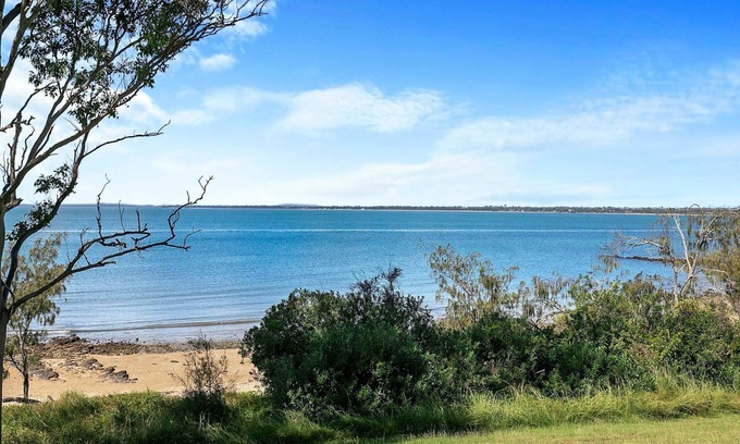 Point Vernon House | Welcome to K' Gari Dreaming