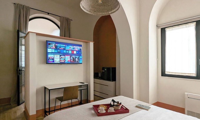 Aventine House | Welcome to La Corte Dei Panni B&B, located in the heart of Rome.