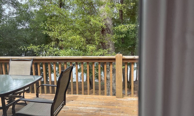 Westminster House | Welcome to our Lakefront home! Not far from Clemson. Sleeps 8 on main level.