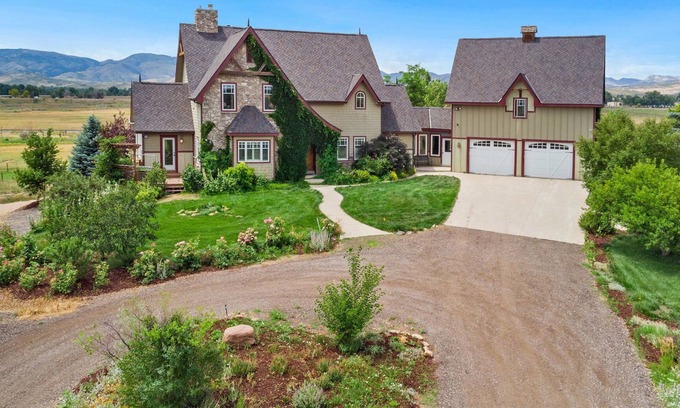 Fort Collins House | Welcome to Sunrise Ranch! Amazing Mountain Views!
