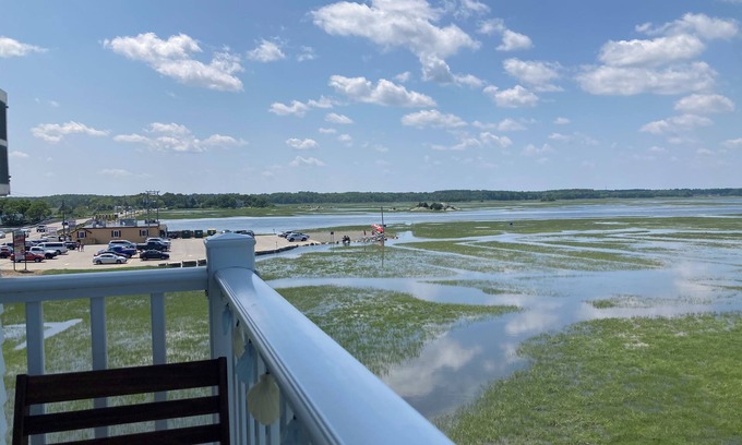 Seabrook Condo | Welcome to the Seacoast!