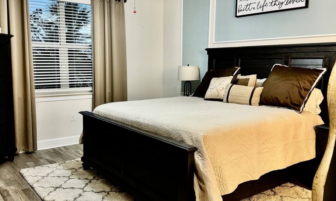 Biggar House | Welcome to the town of Babcock Ranch! 5Bdrm, 3.5 bath sleeps 11.