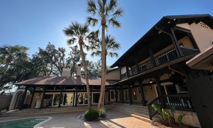 Governor's Walk House | Welcome to The Urban Mansion in Midtown Tallahassee