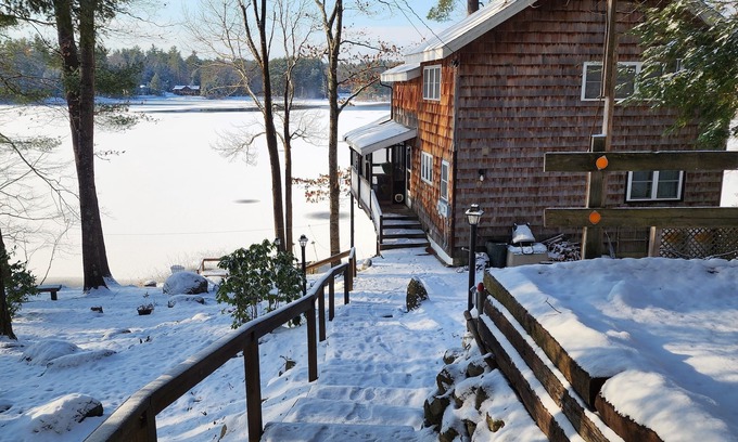 Hillsboro House | Welcome to your 4-season escape