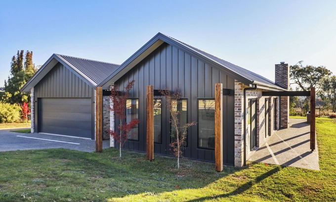 Mansfield House | Welcome to your perfect getaway in Mansfield!