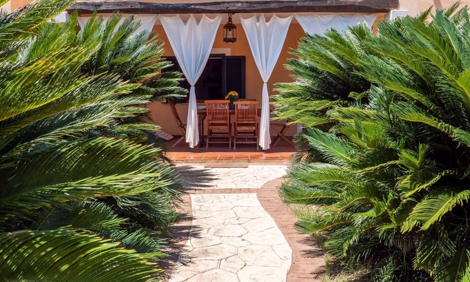 San Teodoro House | Welcomely - L Alzoni