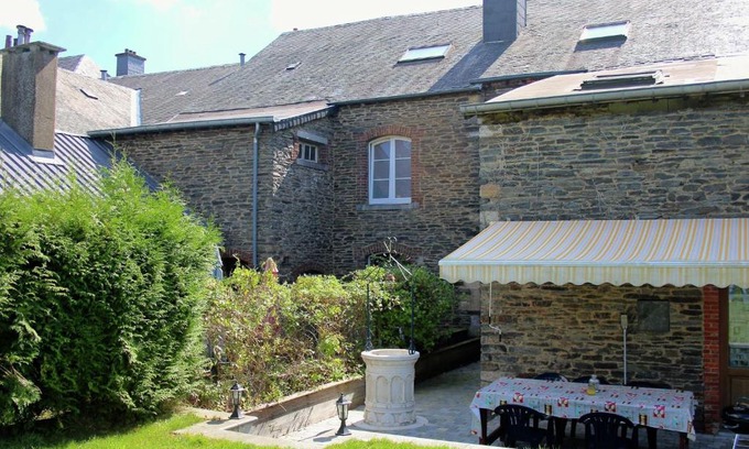 Herbeumont House | Welcoming Mansion with Sauna in Herbeumont