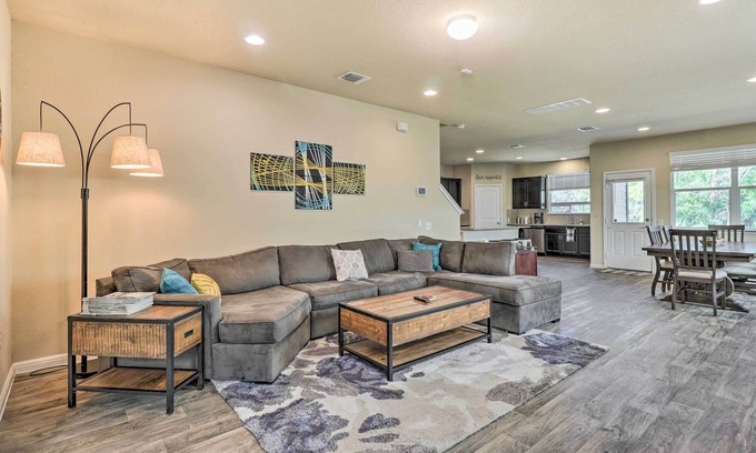 Pflugerville House | Welcoming Pflugerville Home ~ 13 Mi to Austin