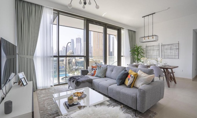 Bur Dubai Apartment | WelHome - Bright Apt in Downtown with Spectacular Views