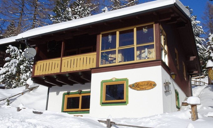 Reichenau House | Well-being hut on the mountain pasture for relaxing in the mountains with sauna, all year round. aim