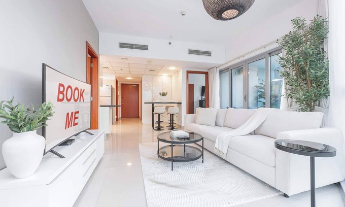 DIFC Apartment | Well-furnished 3 Bedroom in Park Towers, DIFC