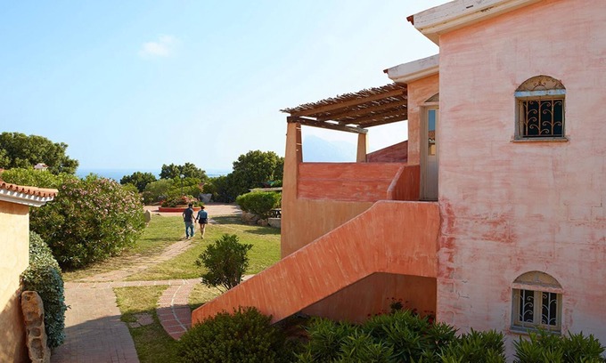 Tiriddo Apartment | Well-kept studio with a nice balcony or terrace near the sea