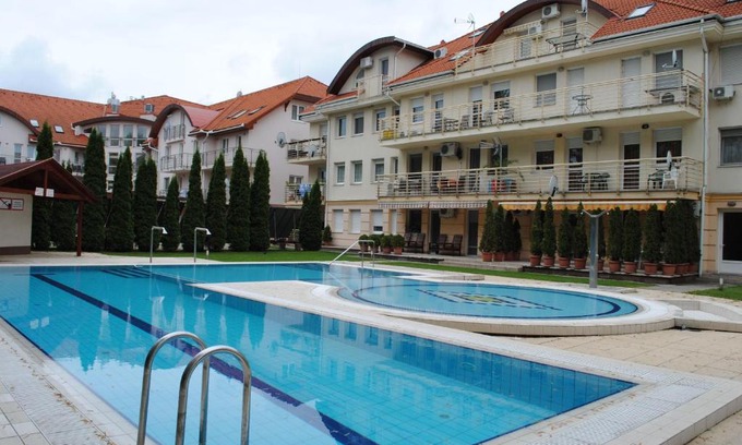 Hajduszoboszlo Apartment | Wellness Lurkó Apartman