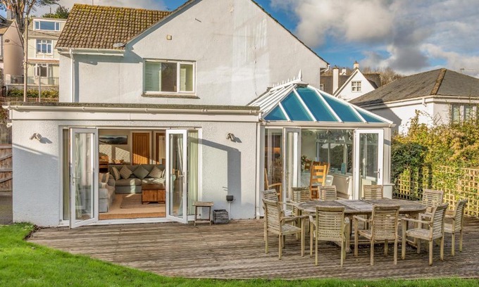 Salcombe House | Welsummer