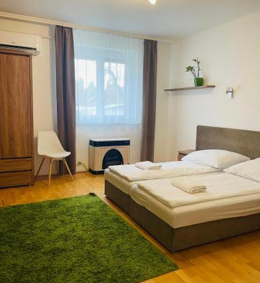 Kiskunhalas Apartment | Weninger Studio Apartman