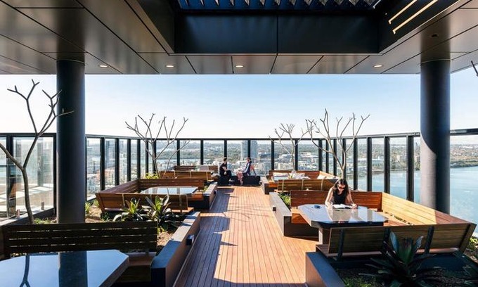Wentworth Point Apartment | Wentworth Point Comfy Flat with view