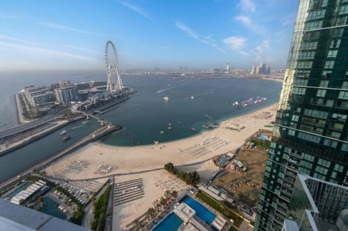 Jumeira 1 Apartment | Werova - Sea View 3br With Hotel Facilities Access