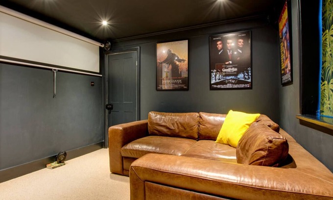 St Leonards-On-Sea House | West Ascent in Saint Leonards-on-sea