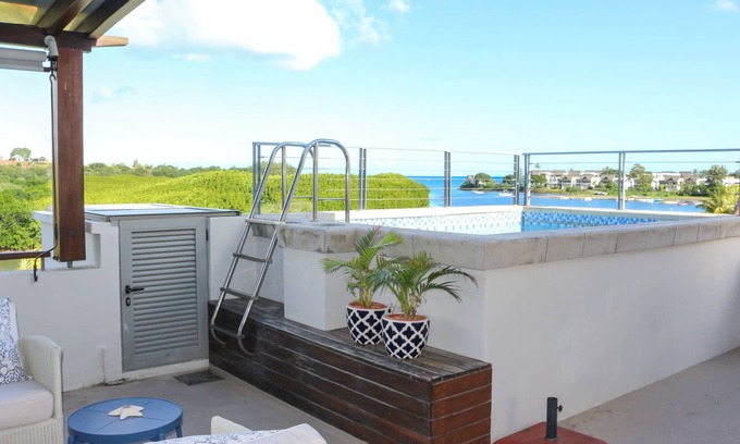 Black River Apartment | West Coast Marina - 2 Bedroom Penthouse
