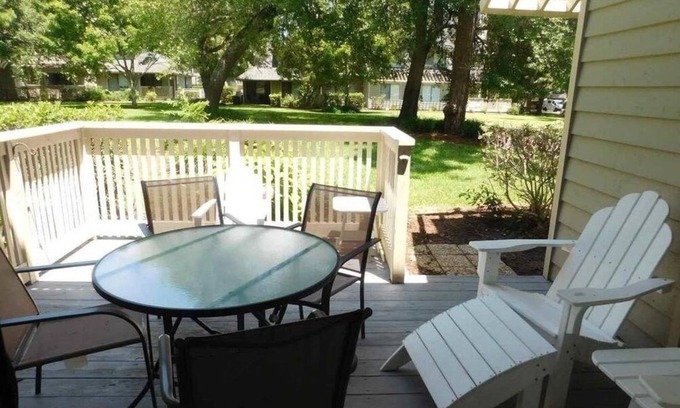 Arcadian Shores Condo | West Hyde Park 14B 2BR 2BA Villa at Kingston Plantation. FREE WIFI!