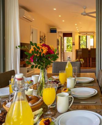 Black River Apartment | West Island by Horizon Holidays