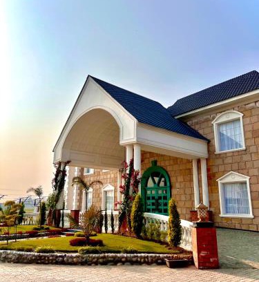 Sirhind Hotel | Western World Resort and Banquets
