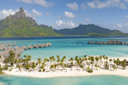Motu Tape Hotel | Westin Bora Bora Resort & Spa