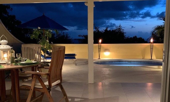 Lower Carlton Villa | Westlook villa with Plunge Pool and Sea Views. No extra costs for room tax.