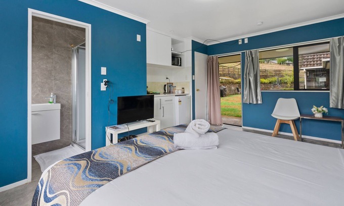 Rotorua House | Westminster Mountainside 1bedroom studio Unit 2
