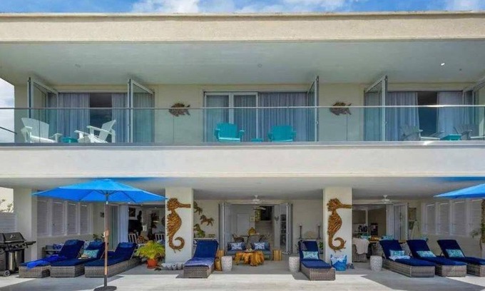 Merlin Bay Villa | Westmoreland Hills : #31 Seahorses