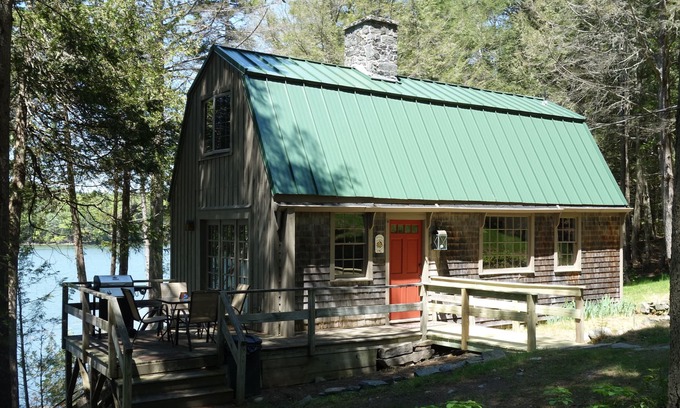 Wiscasset Cottage | Westport Island Cabin on the river with private dock. Drive, boat or fly in.