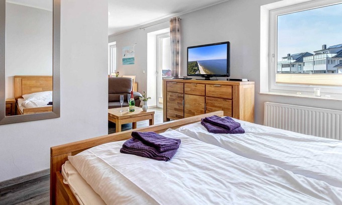 Peenemuende Apartment | WG 16 OG - Ferienresidenz Zum Seglerhafen ST