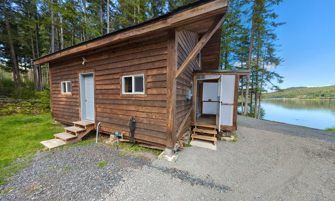 Whale Pass Cabin | Whale Pass Adventure Cabin | Cabin in Whale Pass with private boat launch