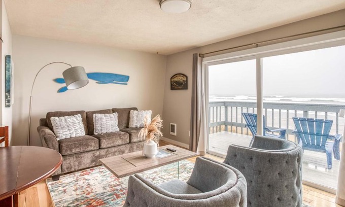 Rockaway Beach House | Whale Watcher Condo 2 - Meredith Lodging