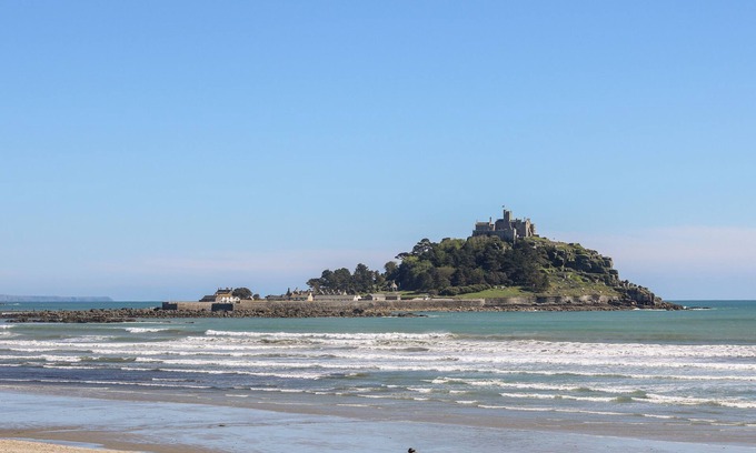 Tresowes Cottage | Wheal Grey