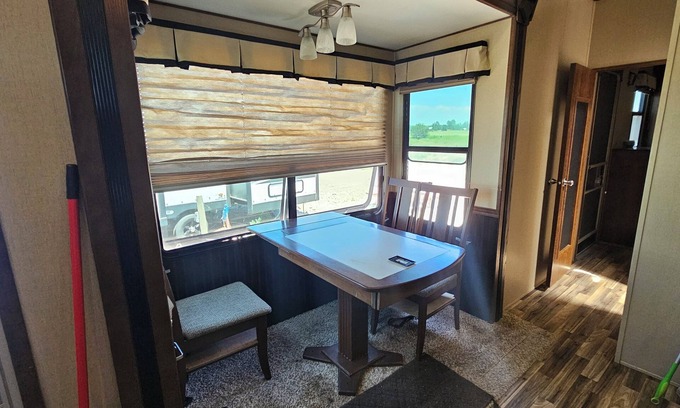 St. Anthony RV Rental | Where your western adventure begins!
