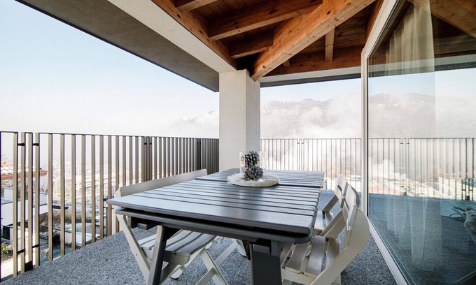 Lipomo Apartment | White Attic - My Home In Como