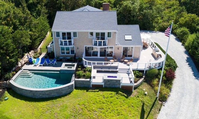 East Orleans House | White Crest: 009-O Private Orleans resort with water views, heated pool/spa & fire pit