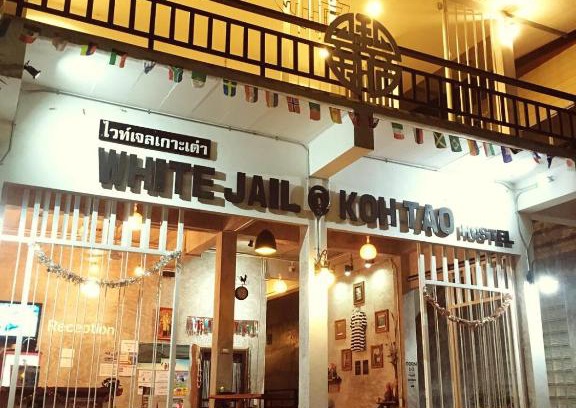 Koh Tao Hostel | White Jail at Koh Tao Hostel