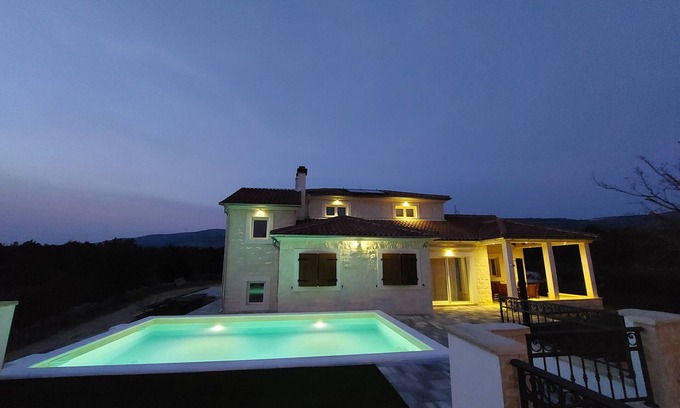 Sibenik Villa | Whitestone Villa - Three Bedroom Villa with Swimming pool